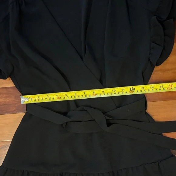 Elegant Black Ruffle Dress - Picture 6 of 7